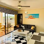Golf Christina Albatros - Heated Pool 公寓 圣米格尔德阿沃纳